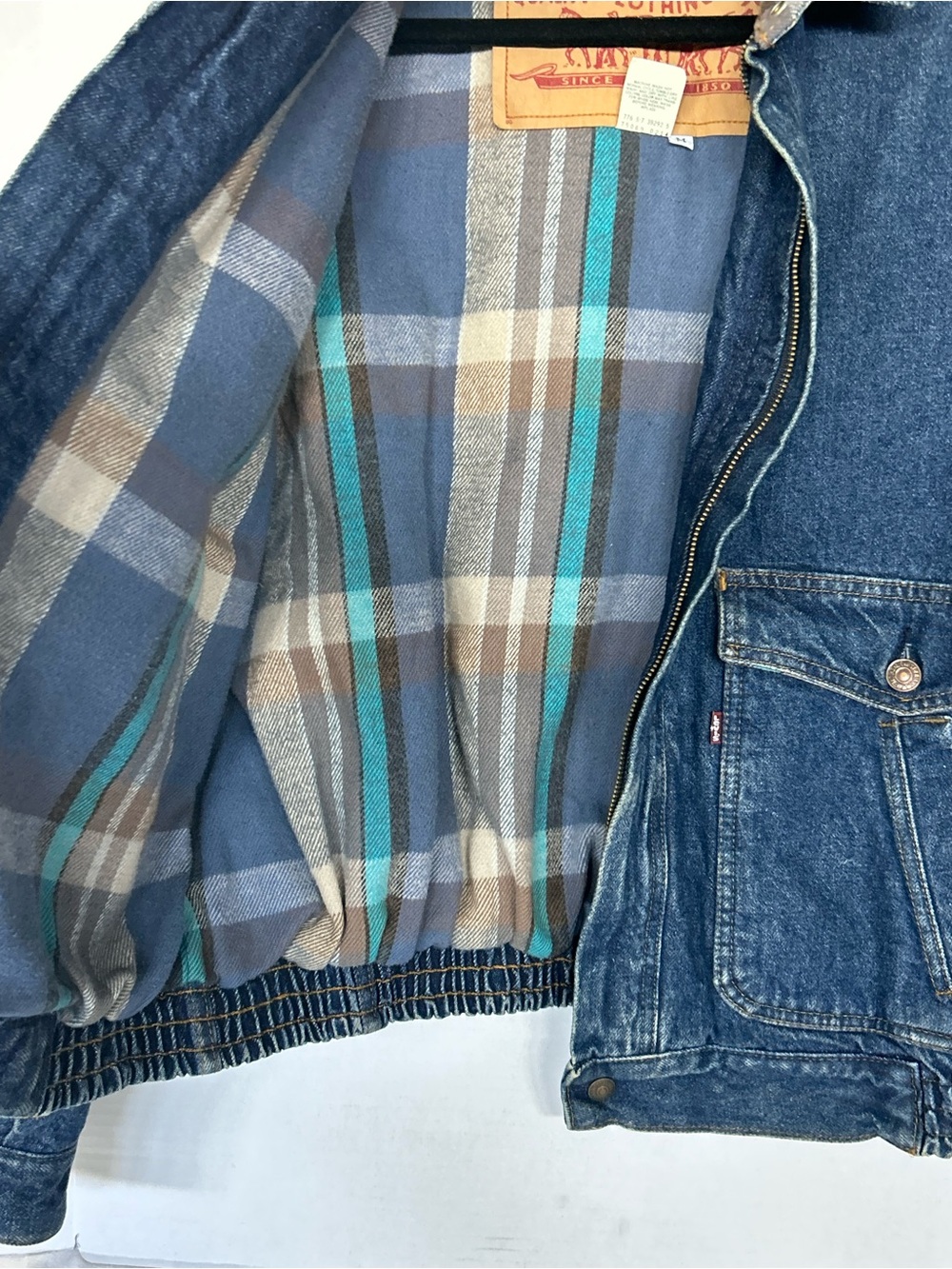 Vintage Levi's Men's Dark Blue Denim Blue Plaid Jacket - Picture 12 of 15